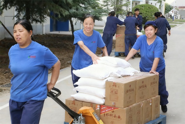 情暖双节，爱满药都 药都集团中秋、国庆福利发放活动圆满落幕